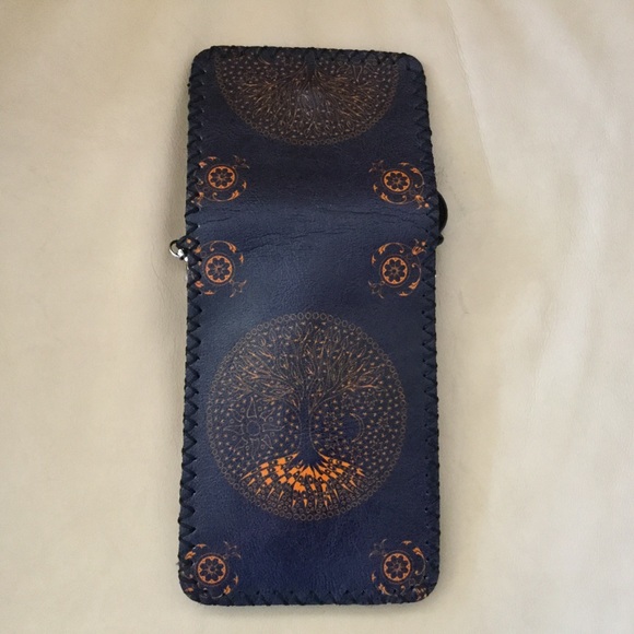 Tree of Life cross body bag for cell phone + cash - Picture 4 of 8